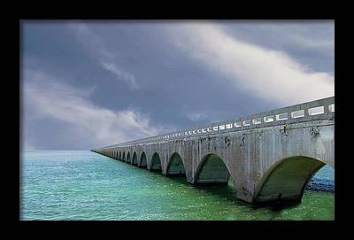 Exploring the Iconic Seven Mile Bridge in the Florida Keys